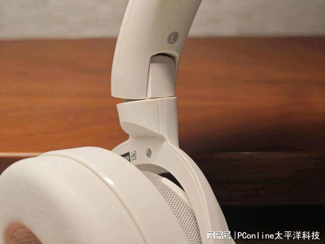 线时代在ULT WEAR上青出于蓝m6米乐延续索尼传统的重低音于无(图6)